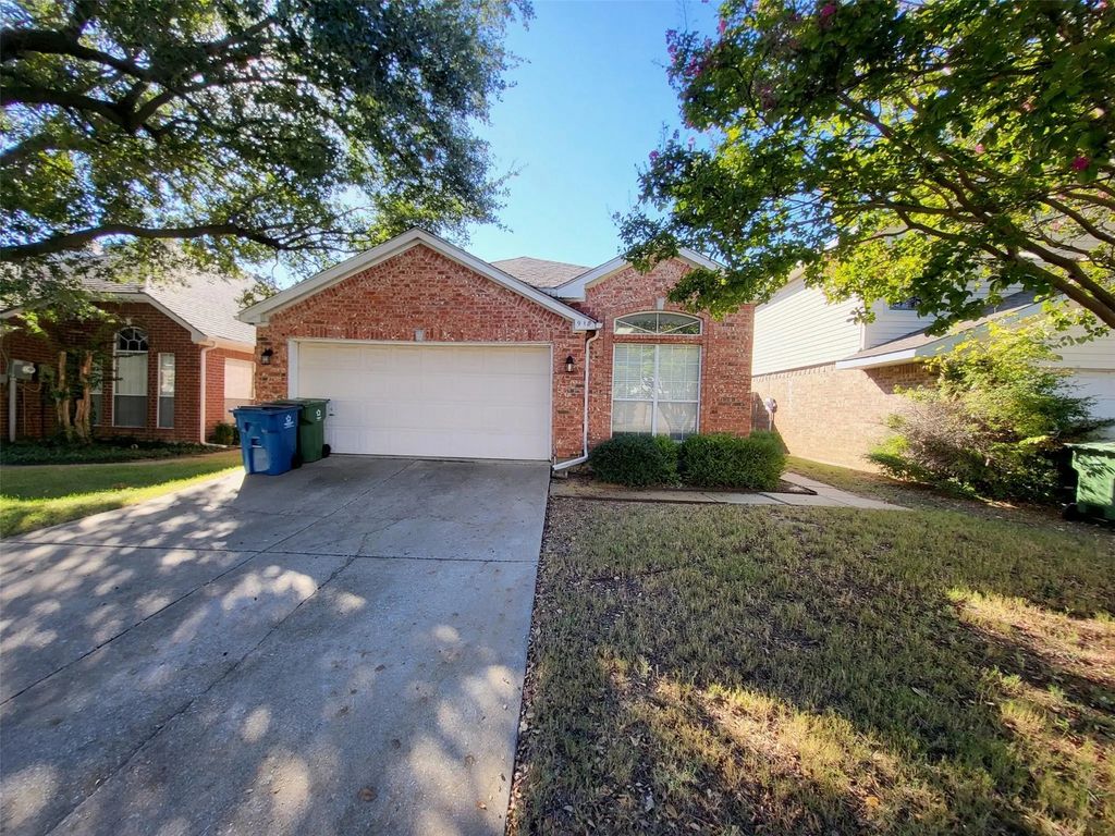 918 Azalia, Lewisville