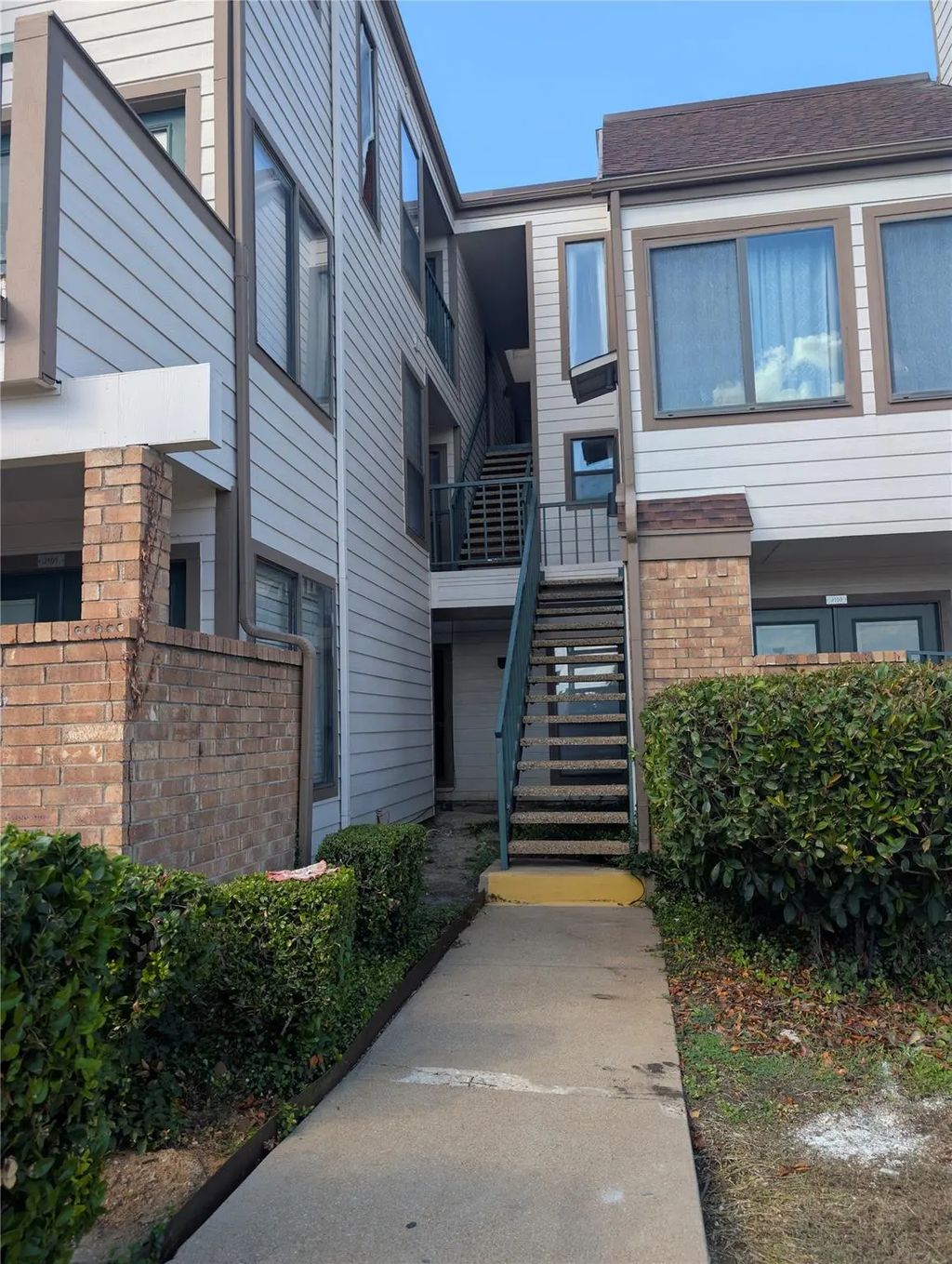 2310 Bamboo Drive J201, Arlington