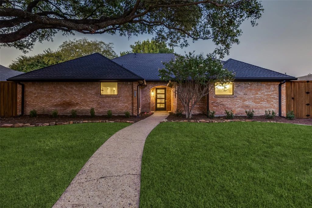 6019 Daven Oaks Drive, Dallas