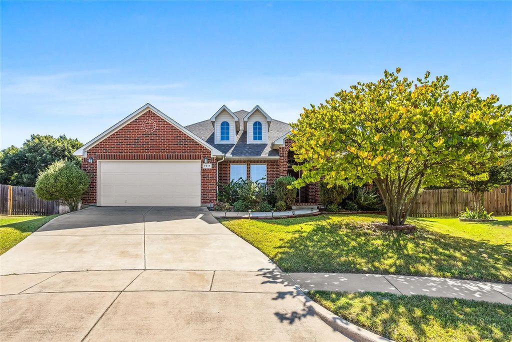 7917 Corona Court, Arlington