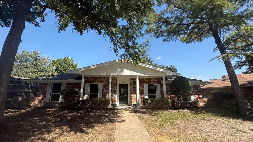 208 Glenwick Place, Allen
