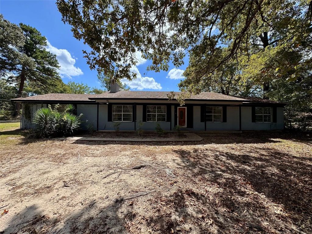 1467 Willow Oak Road, Gladewater