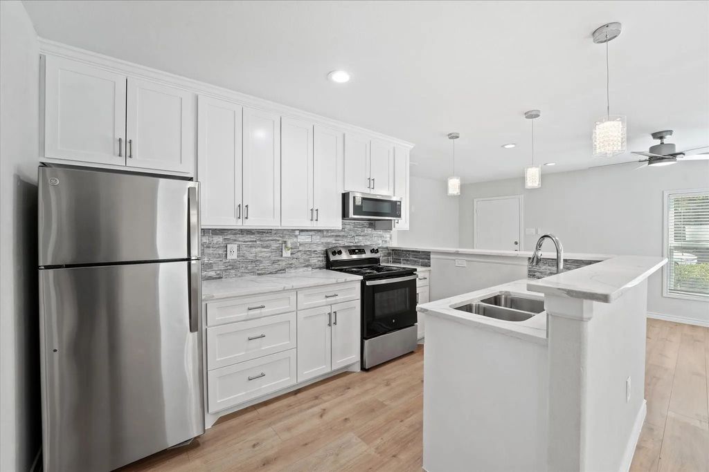 3427 Dawes Drive, Dallas