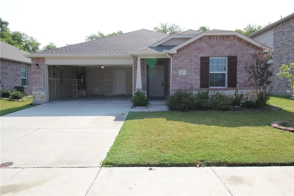 1401 Rivers Creek Lane, Little Elm