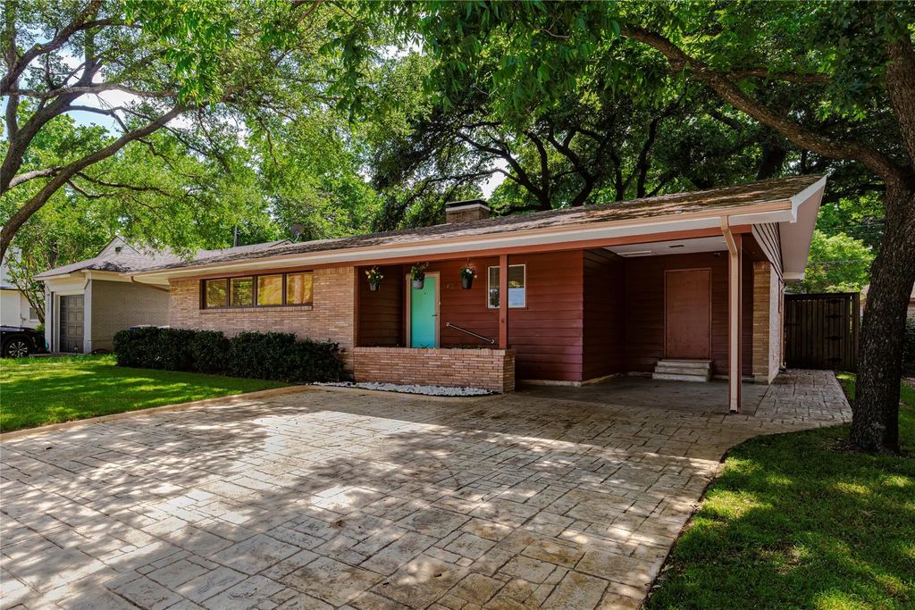 4311 Skillman Street, Dallas