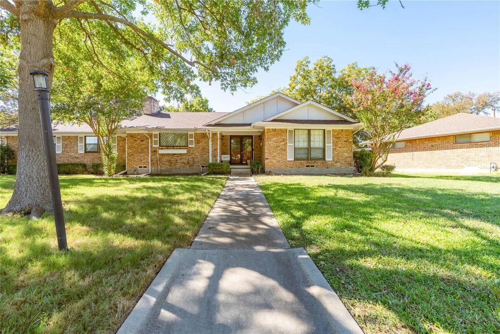 2217 Sylvan Drive, Garland
