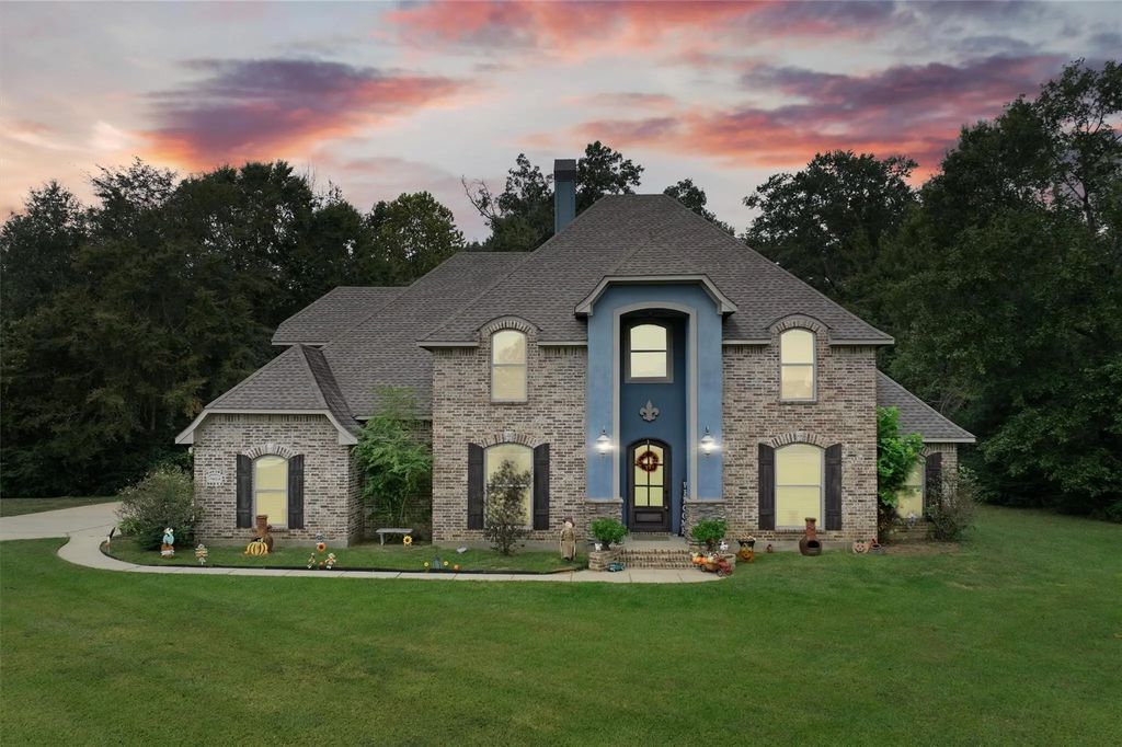 7824 Oak Creek Trail, Shreveport