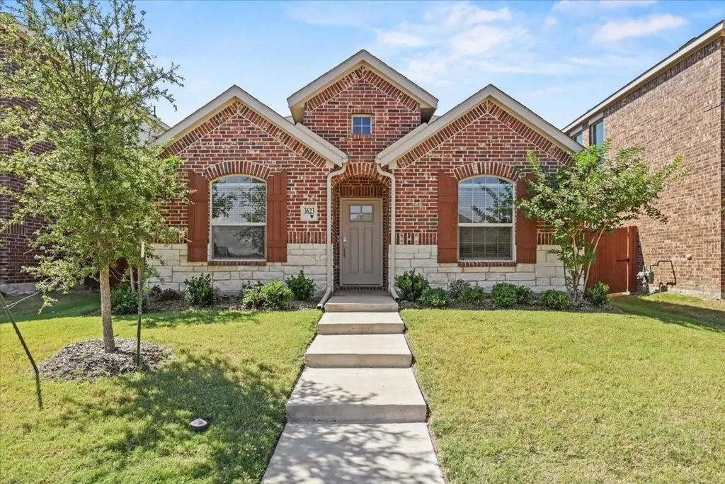 3623 Honey Daisy Drive, Crandall