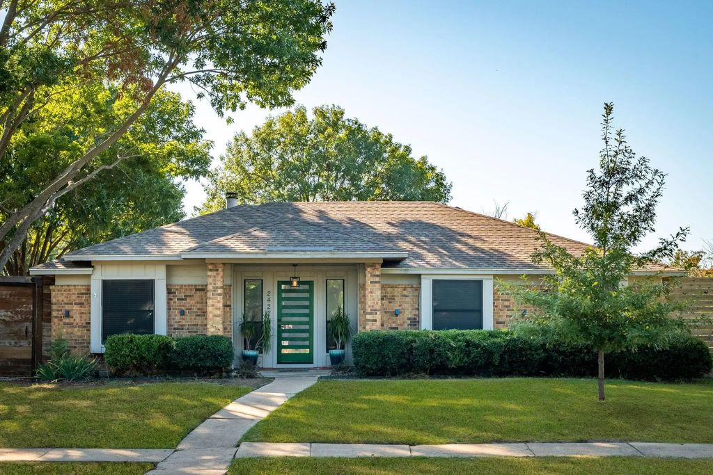 2422 Inverness Drive, Garland