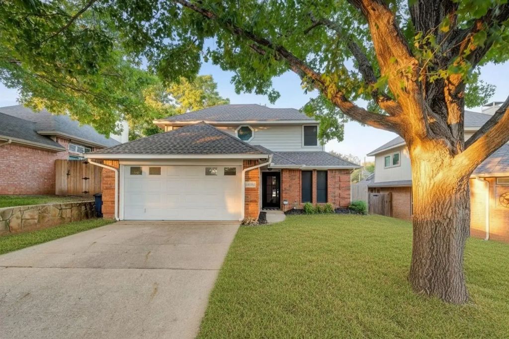 1504 Ashwood Lane, Grapevine