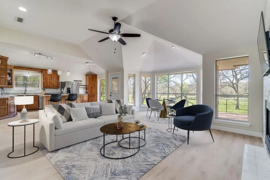 7108 Westover Drive, Granbury