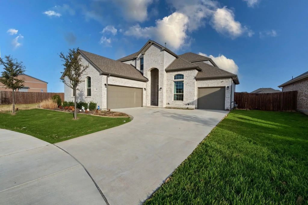 3603 Rolling Meadows Drive, Grand Prairie