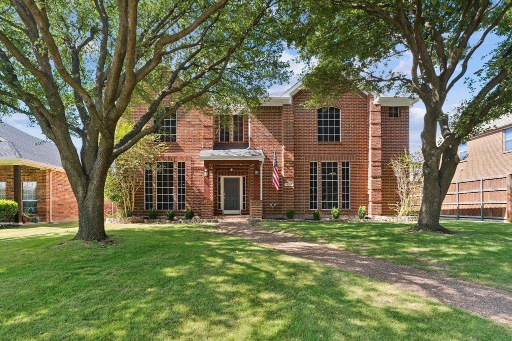 13323 Grayhawk Boulevard, Frisco