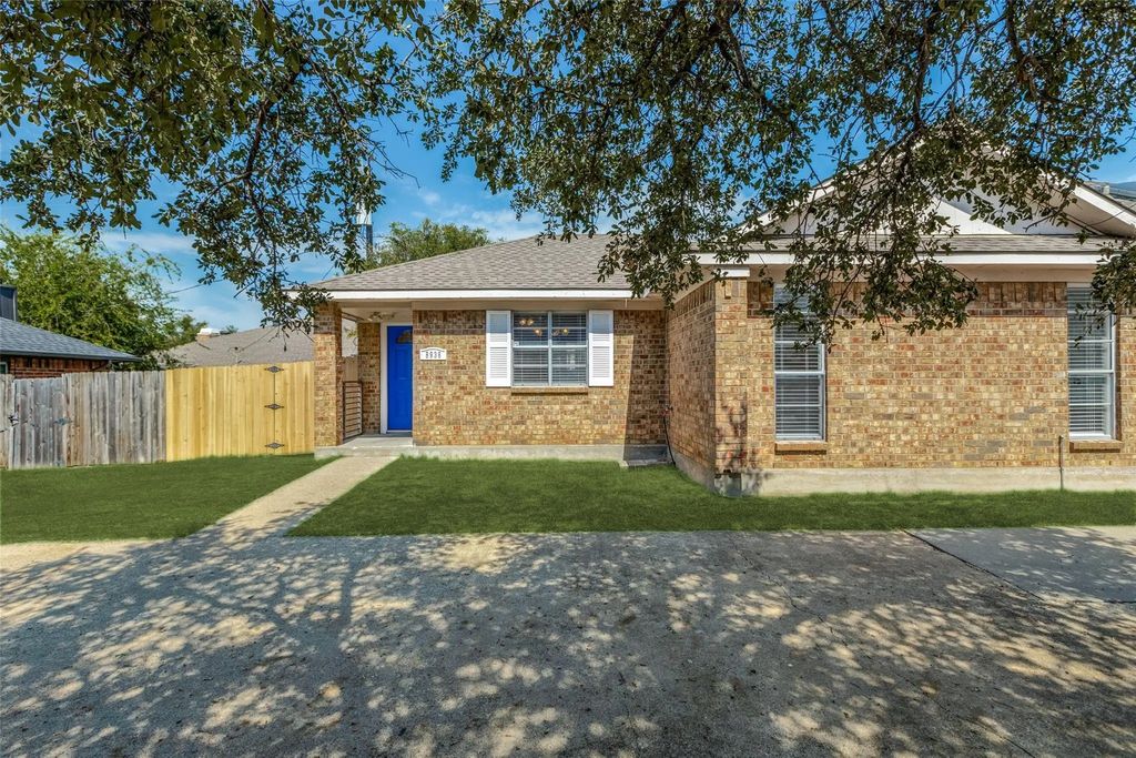 8938 Thompson Circle, Frisco