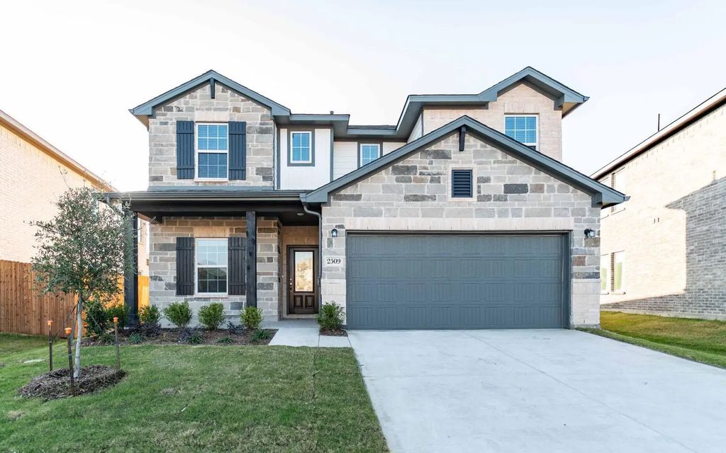 2509 Mattole Court, Forney