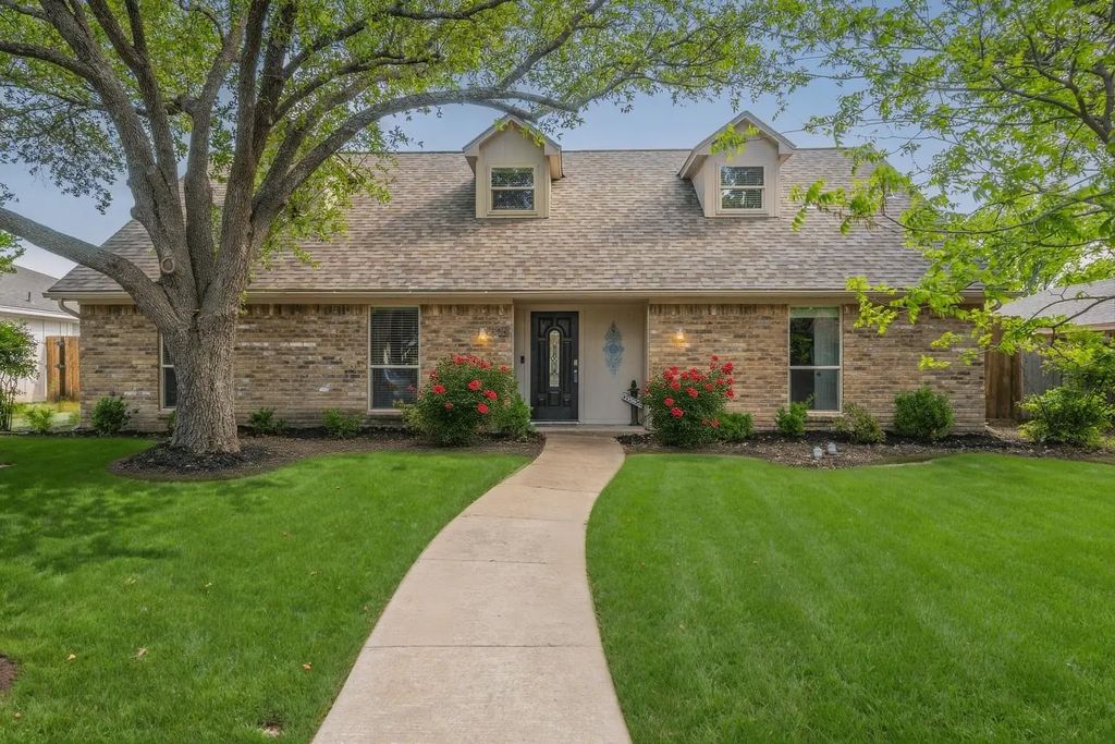 806 Rivercrest Boulevard, Allen