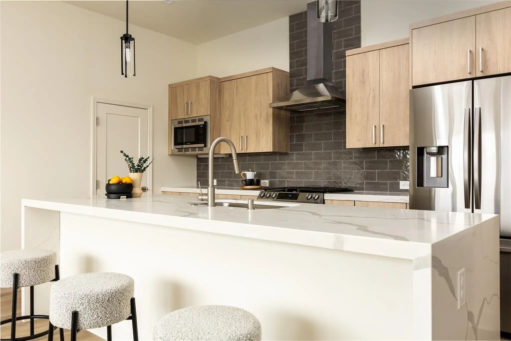 1901 S Harwood Street 308, Dallas