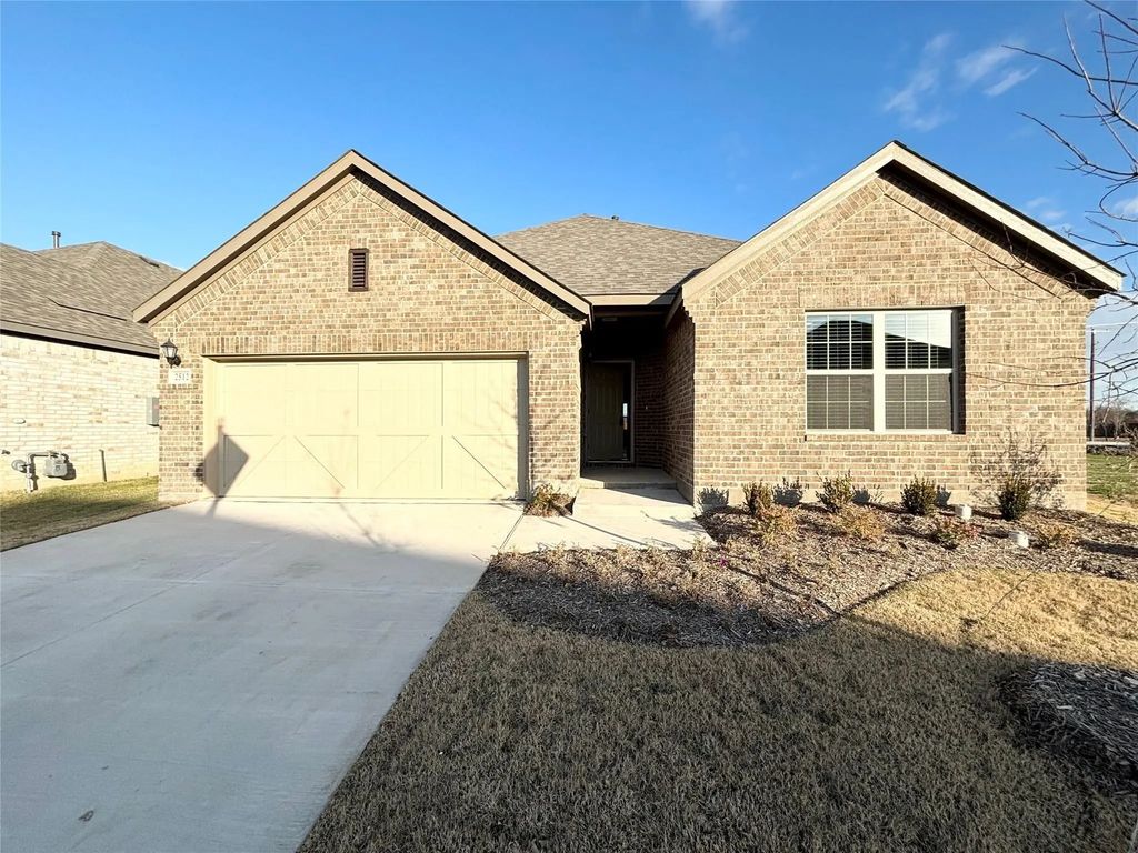 2512 Rambling Road, Celina