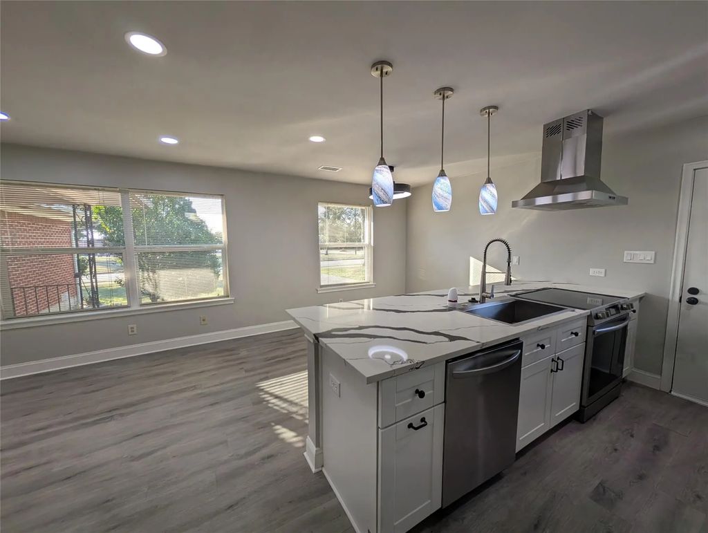 330 La Salle Drive, Richardson