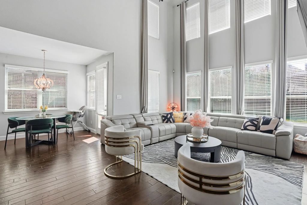 3720 Winchester, The Colony