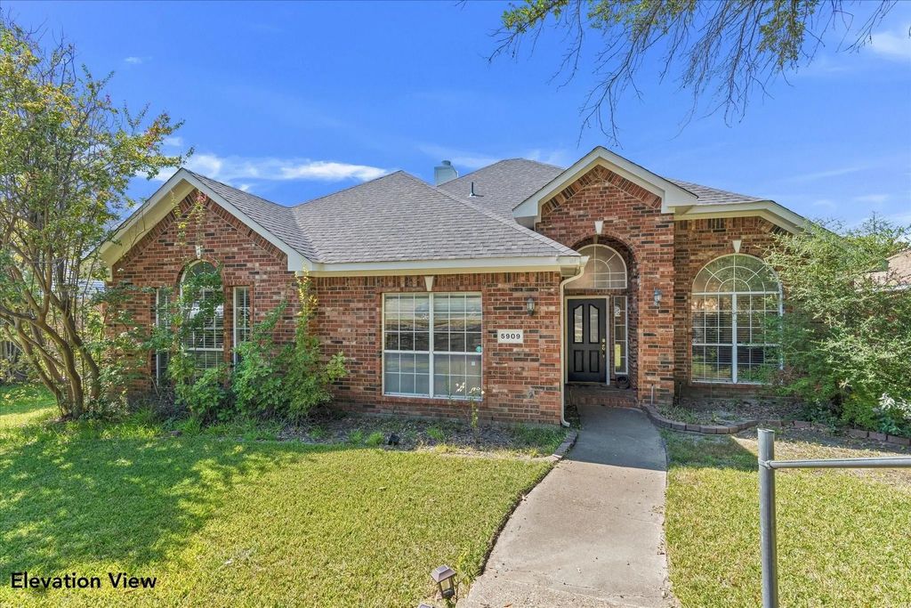 5909 Brookline Drive, Rowlett