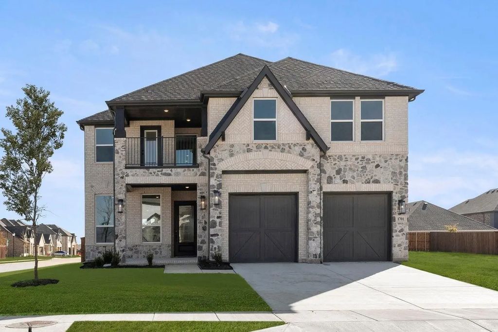 1701 Canals Drive, Little Elm