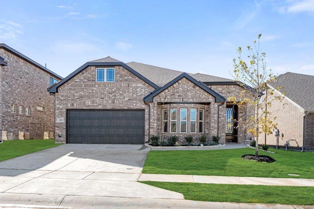 1020 Nighthawk Trail, Alvarado