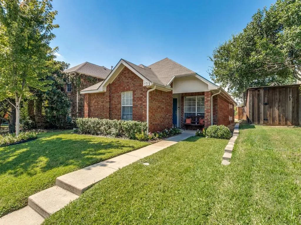 585 Lake Forest Drive, Coppell