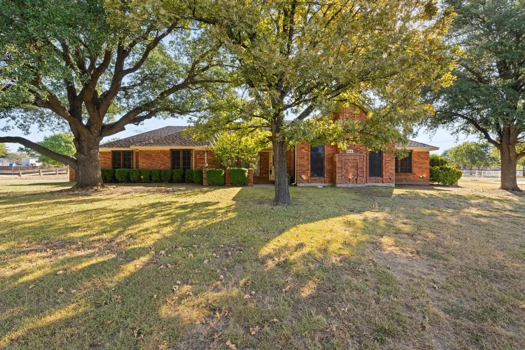 804 Little Creek Trail, Oak Leaf