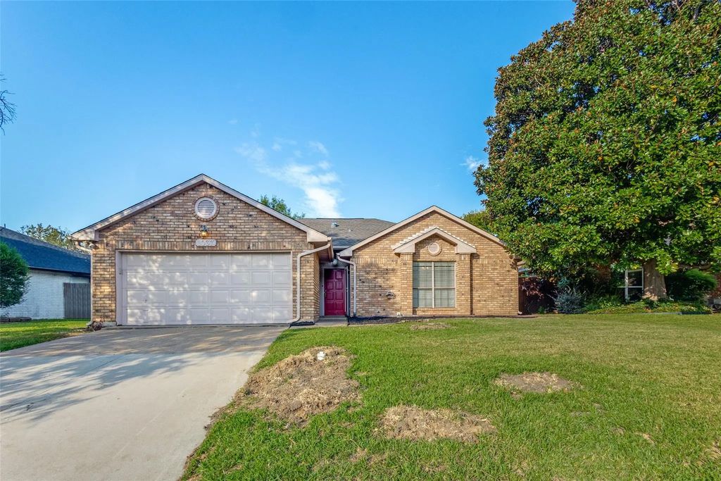 1037 Colony Street, Flower Mound