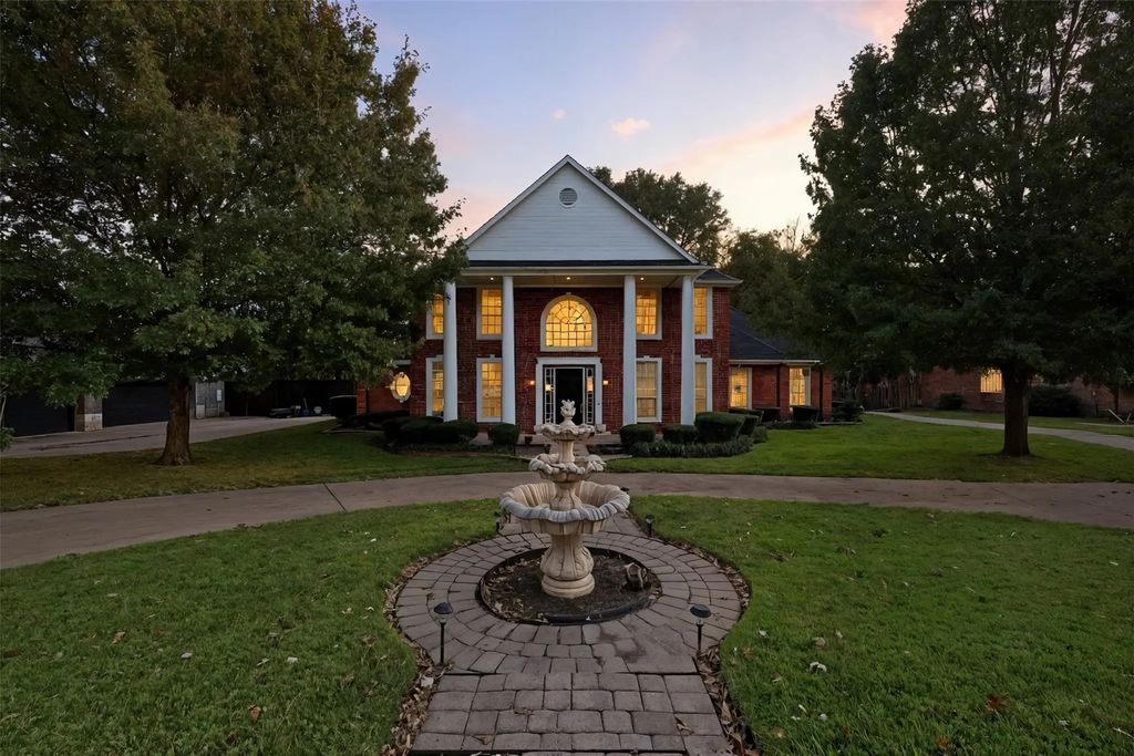 1860 Plum Creek Drive, Midlothian