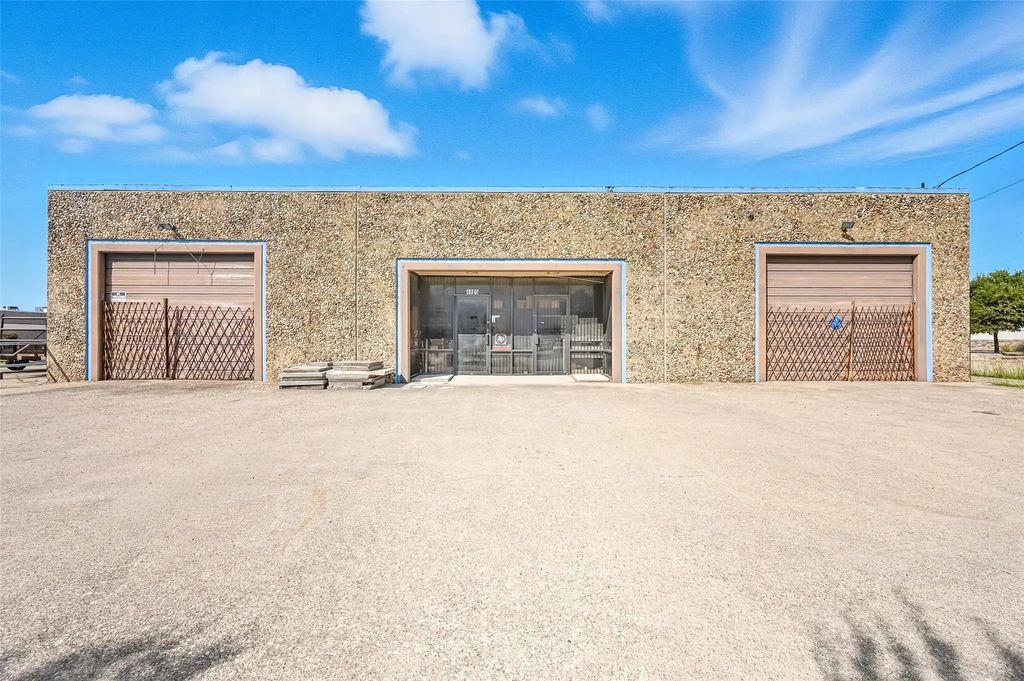 4405 Industrial Street, Rowlett