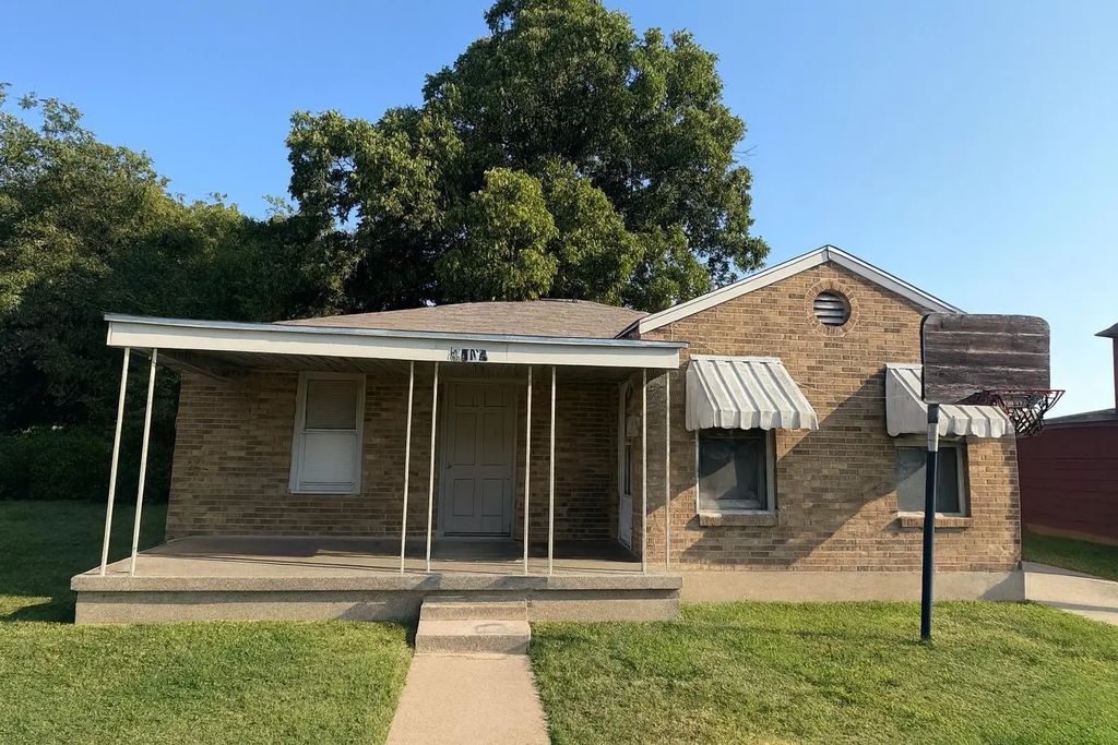 3615 Noble Avenue, Fort Worth