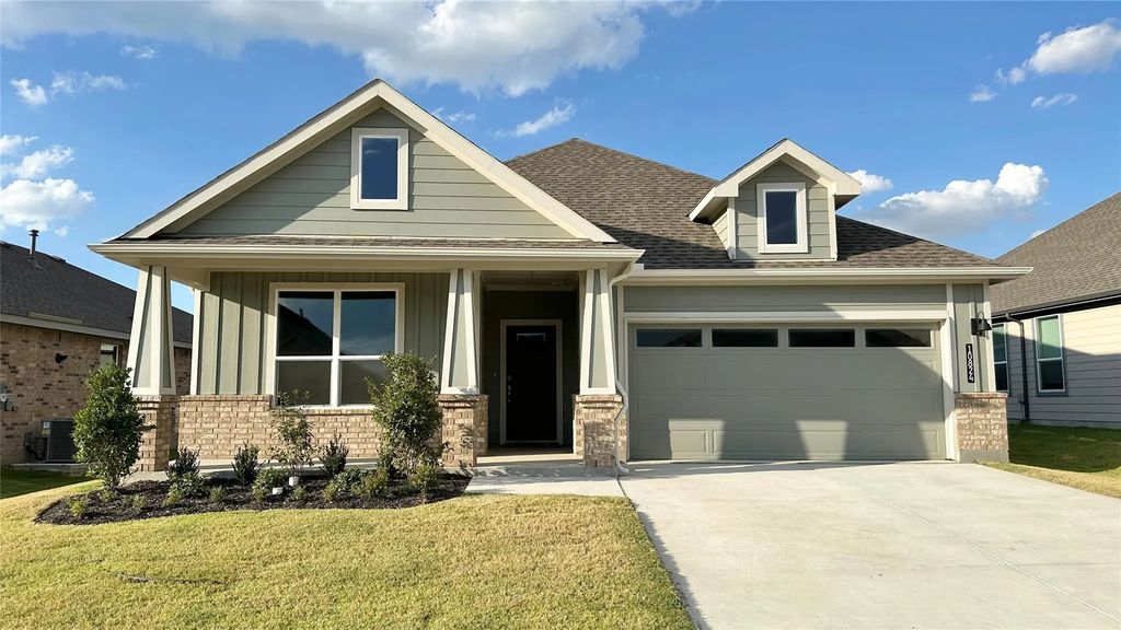 10824 Black Onyx Drive, Fort Worth
