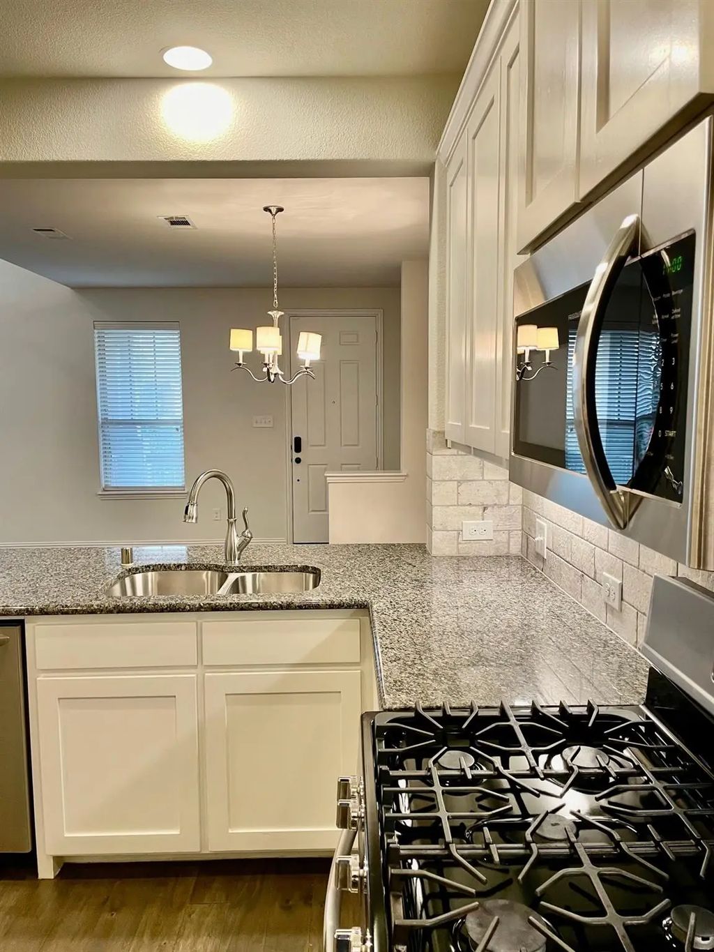 4138 Cascade Sky Drive, Arlington