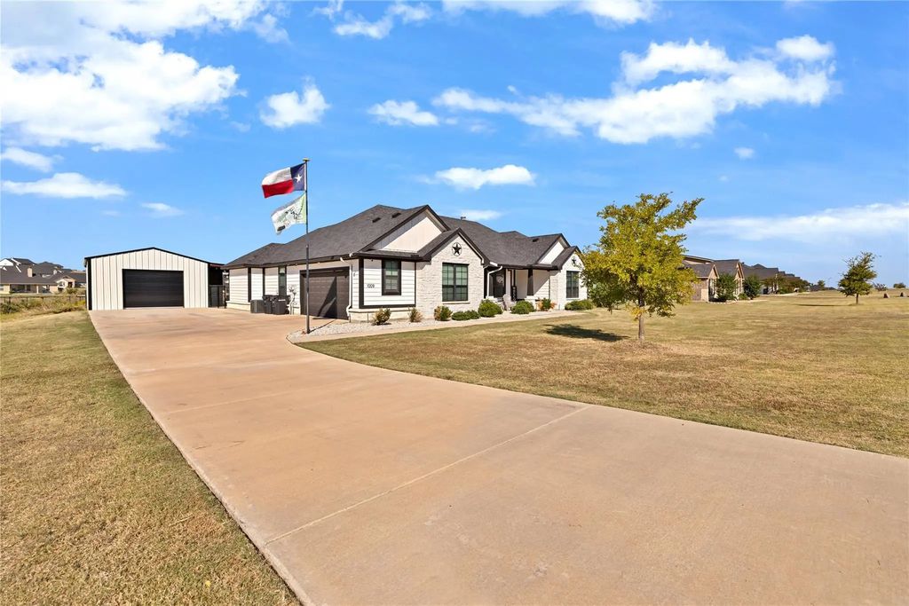 1009 Boulder Road, Weatherford