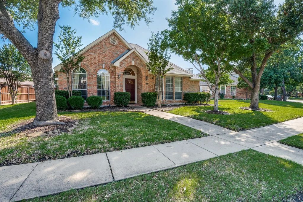 3741 Cottonwood Springs Drive, The Colony