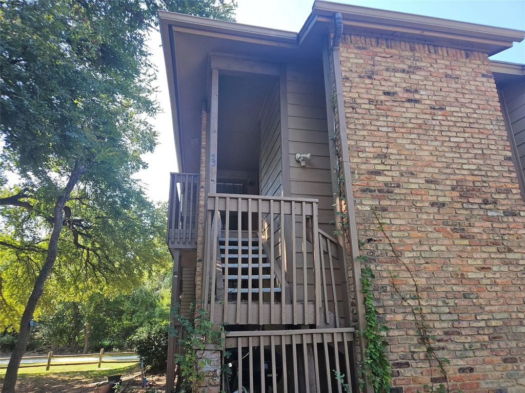 508 E Denton Drive, Euless