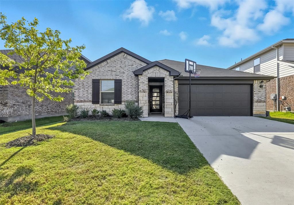 3004 Brittlebush Drive, Fort Worth
