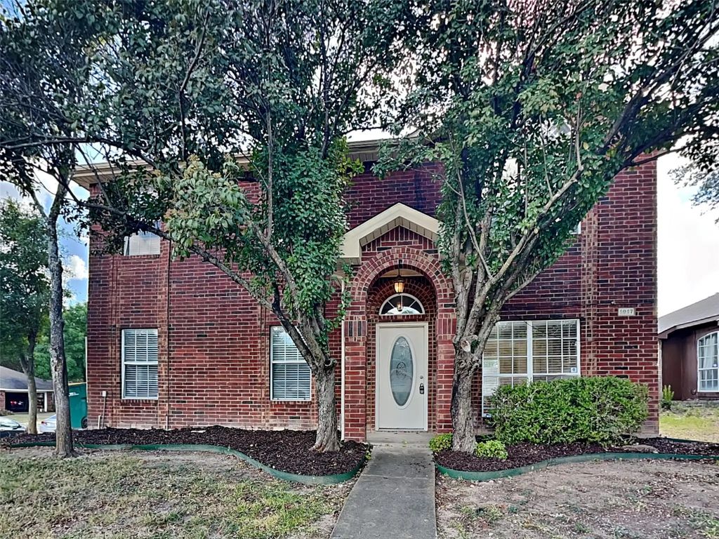 1017 Woodall Drive, Cedar Hill