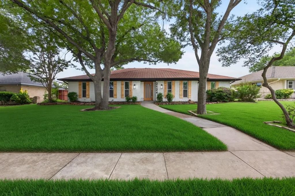 2124 Parkhaven Drive, Plano
