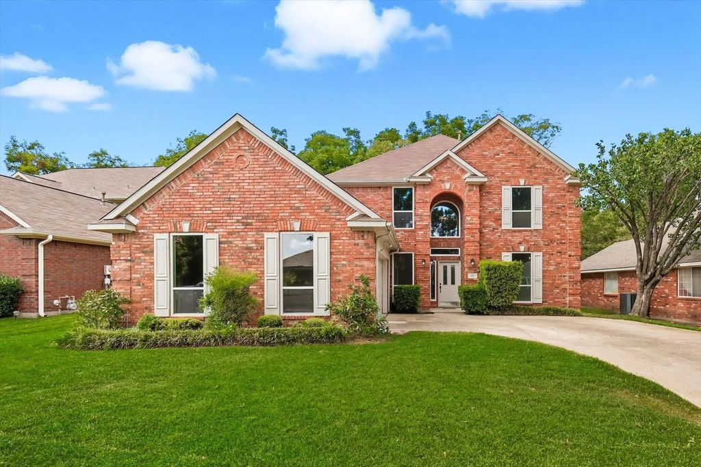 409 Crooked Creek, Garland