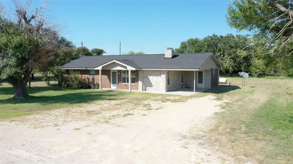 226 County Road 1557, Chico