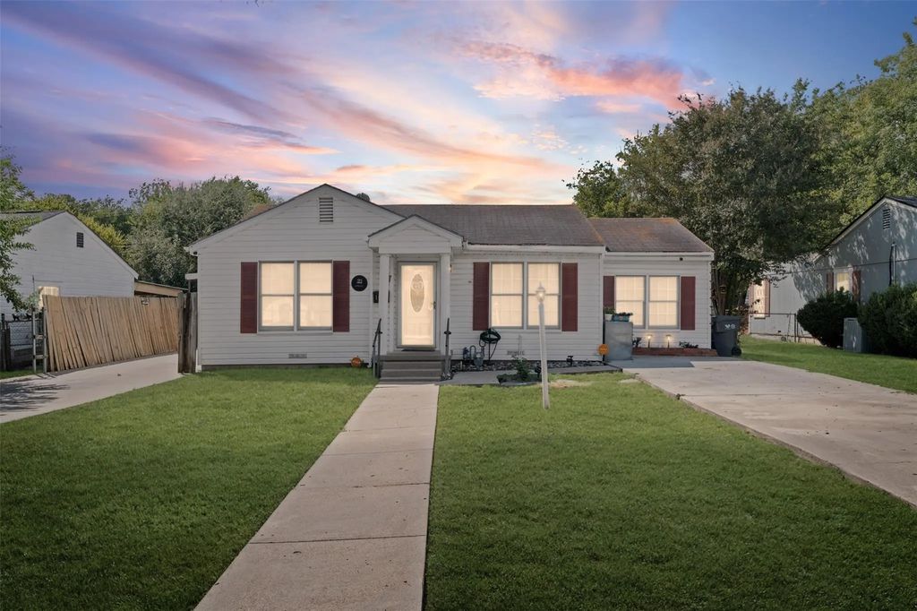 1313 Dartmouth Street, Waco