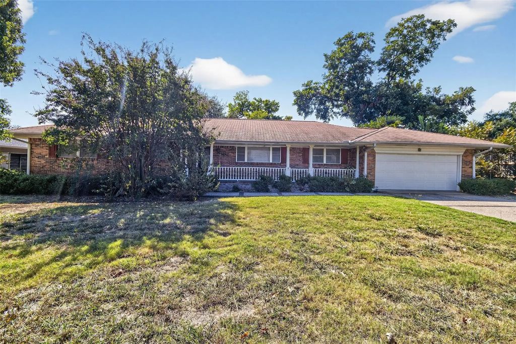 6606 Royal Lane, Dallas