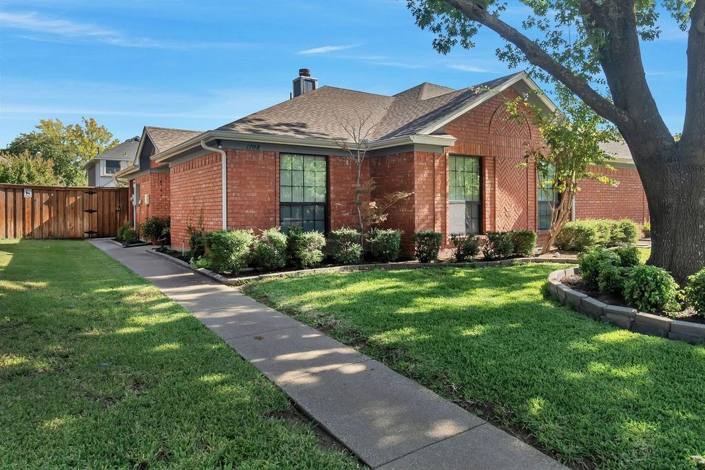 1708 Quail Run Drive, Garland