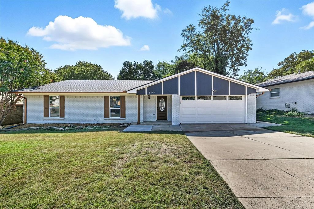 5410 Marshfield Court, Arlington