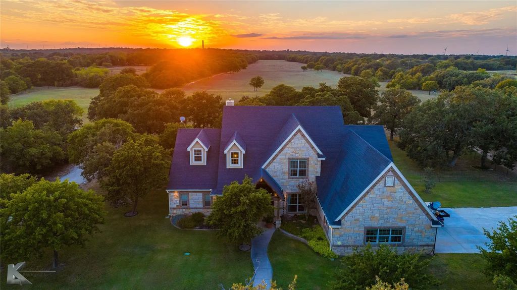 1185 Fm 2047 N, Baird