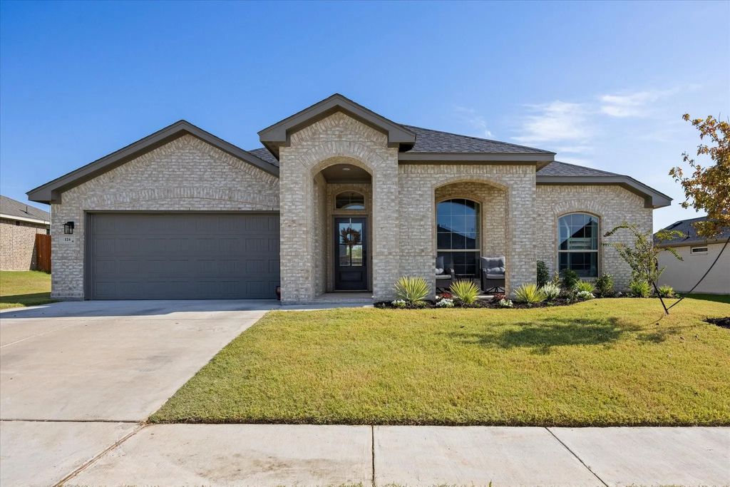 124 Mesa Drive, Glen Rose