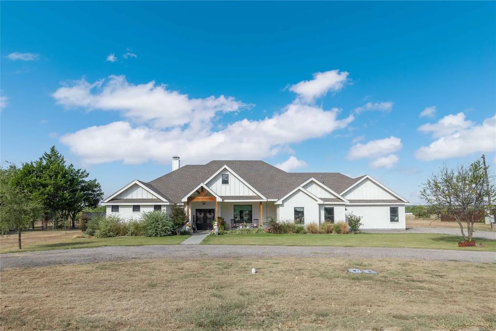 2910 Southpark Drive, Coleman